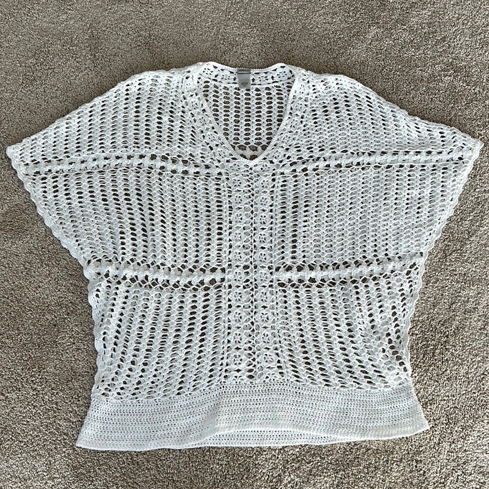 Chicos 100% cotton White Crochet Poncho Knit Top or Cover up women’s S/M
